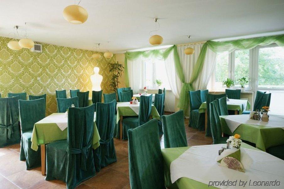 Hotel Wilanow Warszawa By Desilva Étterem fotó