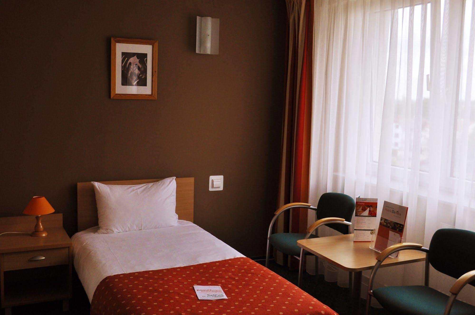 Hotel Wilanow Warszawa By Desilva Kültér fotó
